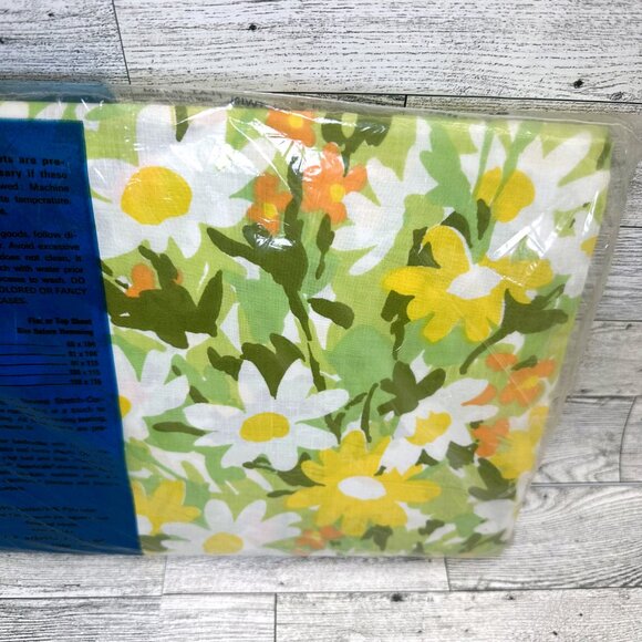 Brand New Stevens Utica No-Iron Muslin Floral Twin Flat Sheet, 39x76 Mattress - Picture 5 of 6